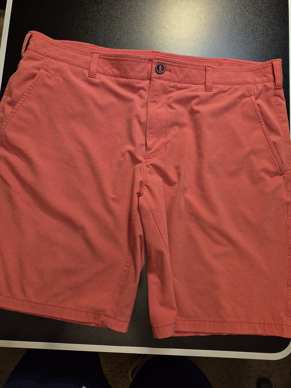 Under Armour Coral Red Hybrid Performance Shorts 4382/5